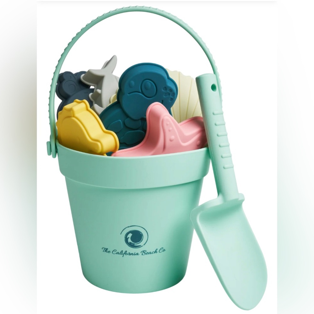 Mint Green Kids California Beach Co Silicone Beach bucket w/ toys New